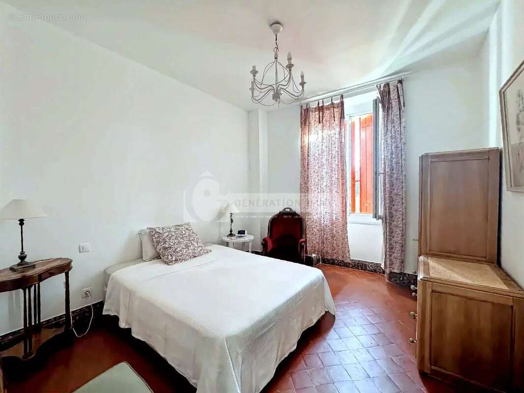 Maison à CHATEAURENARD