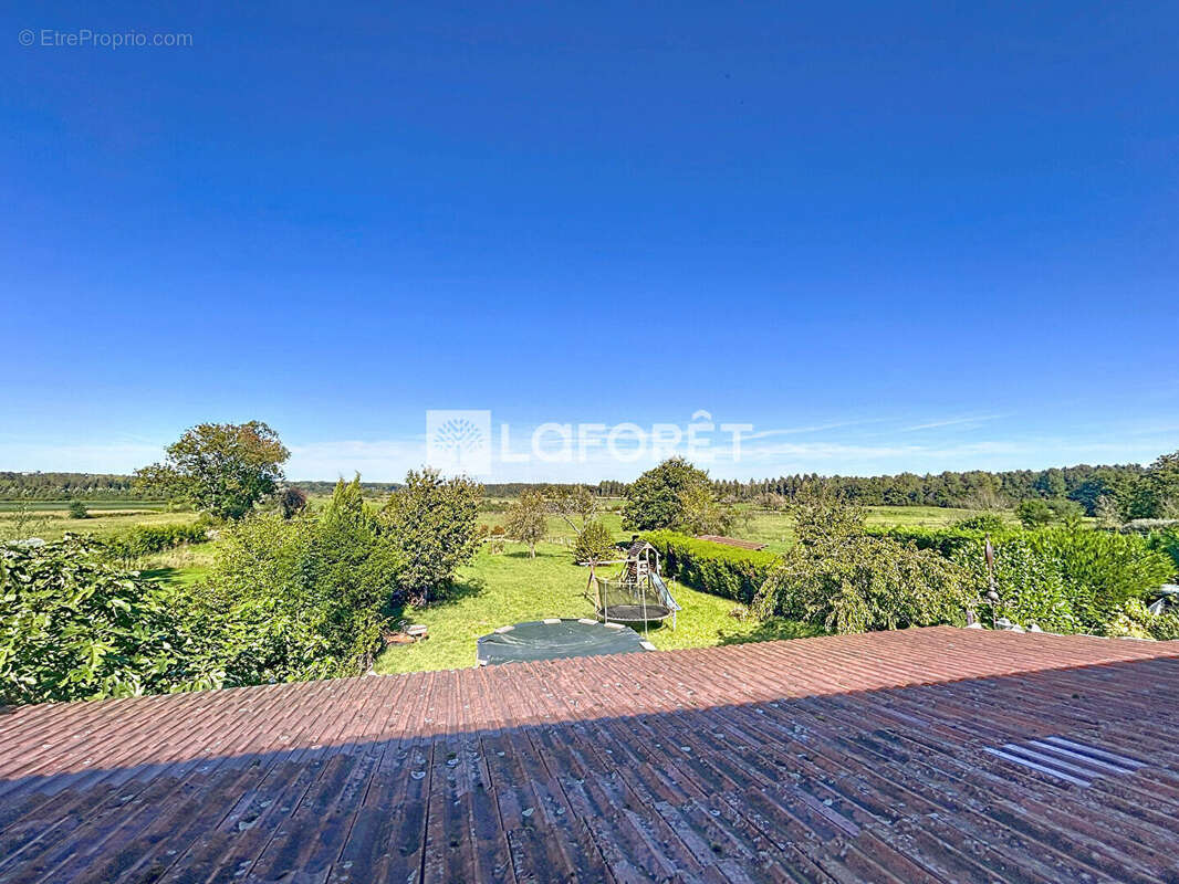 Maison à BOULT-AUX-BOIS