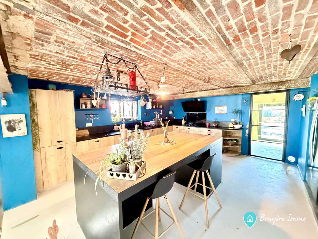 Maison à AMFROIPRET