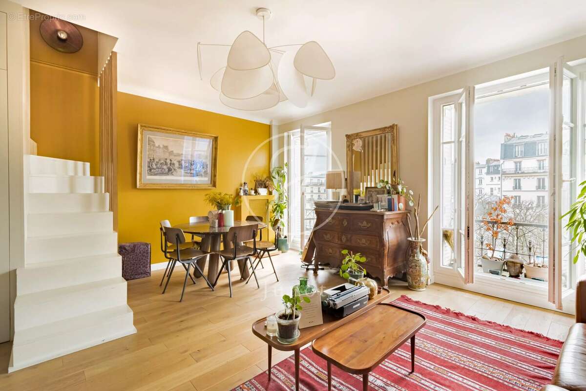 Appartement à PARIS-15E