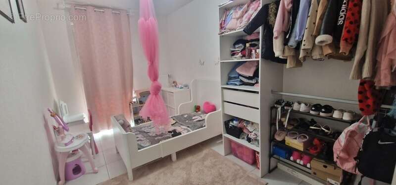 Appartement à PORT-DE-BOUC