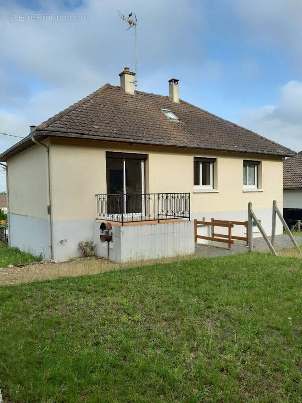 Maison à PARIGNE-L'EVEQUE