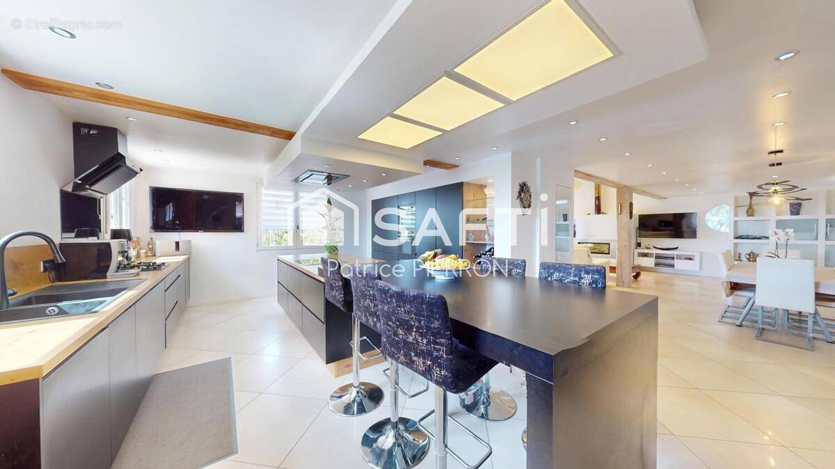 Photo 1 - Maison à LE CRES