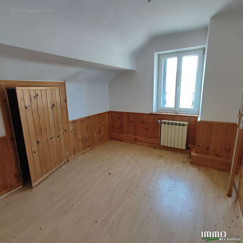Appartement à SAINT-NABORD