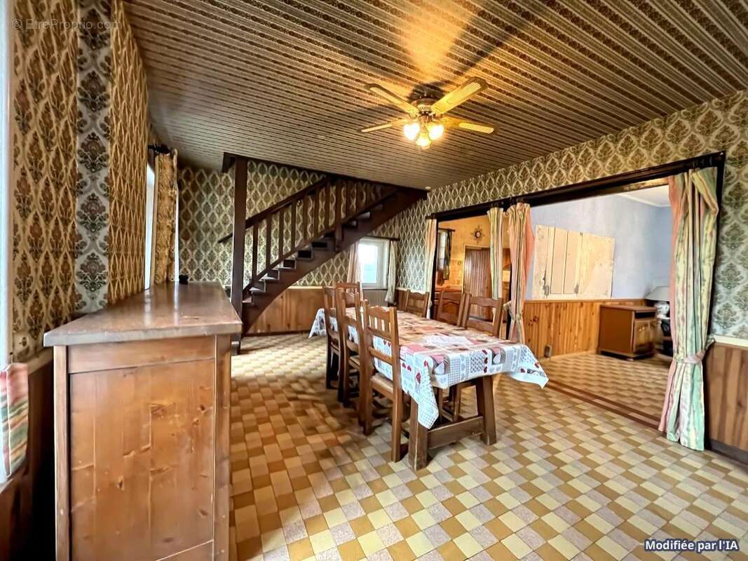 Maison à MEZIDON-CANON