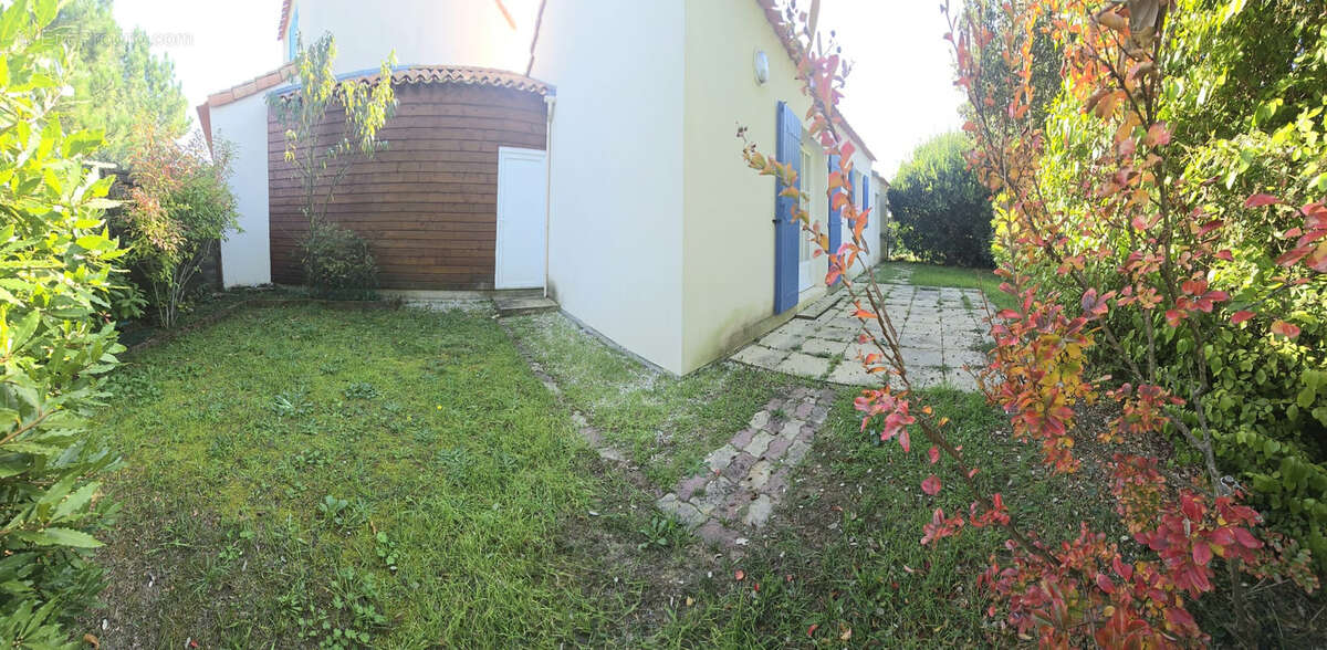 Maison à LONGEVILLE-SUR-MER