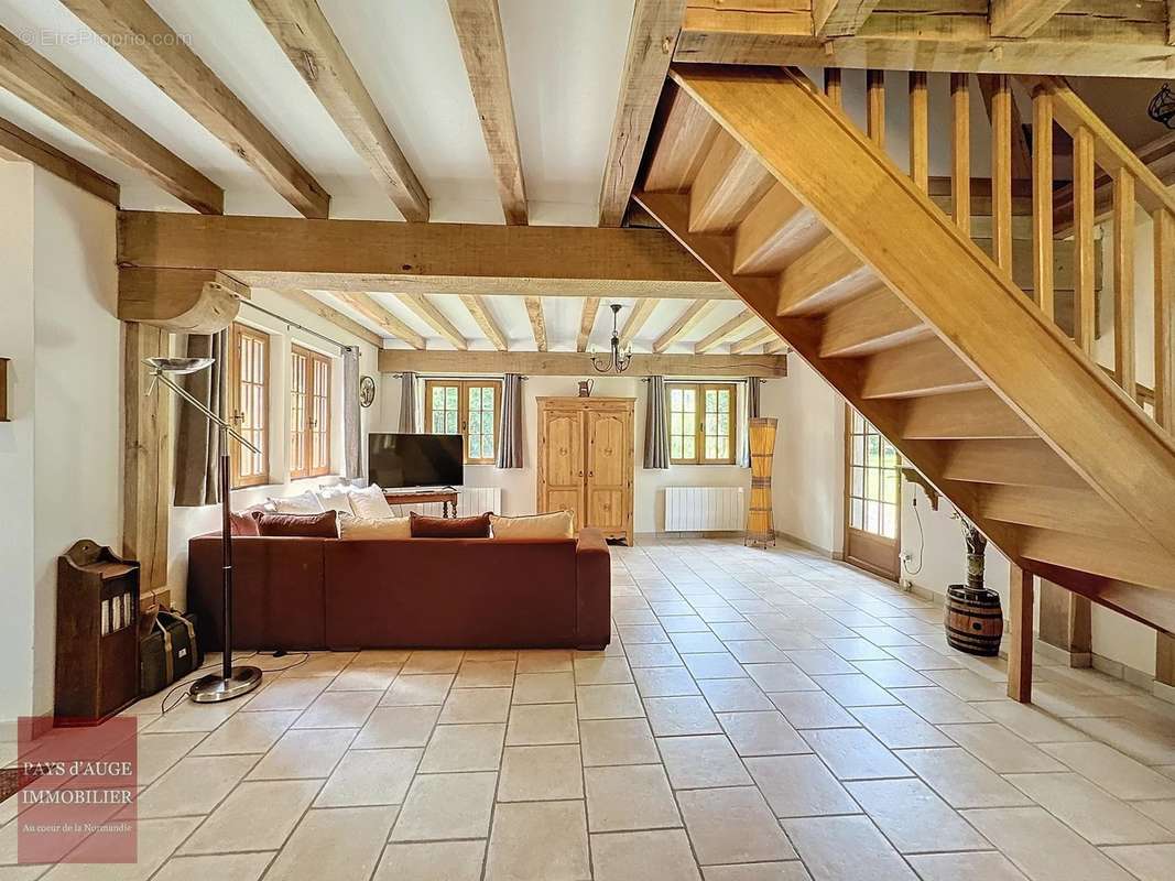 Maison à AVERNES-SAINT-GOURGON