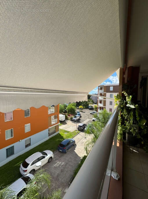 À vendre   Appartement T2 avec parking   Les Abymes - photo 7