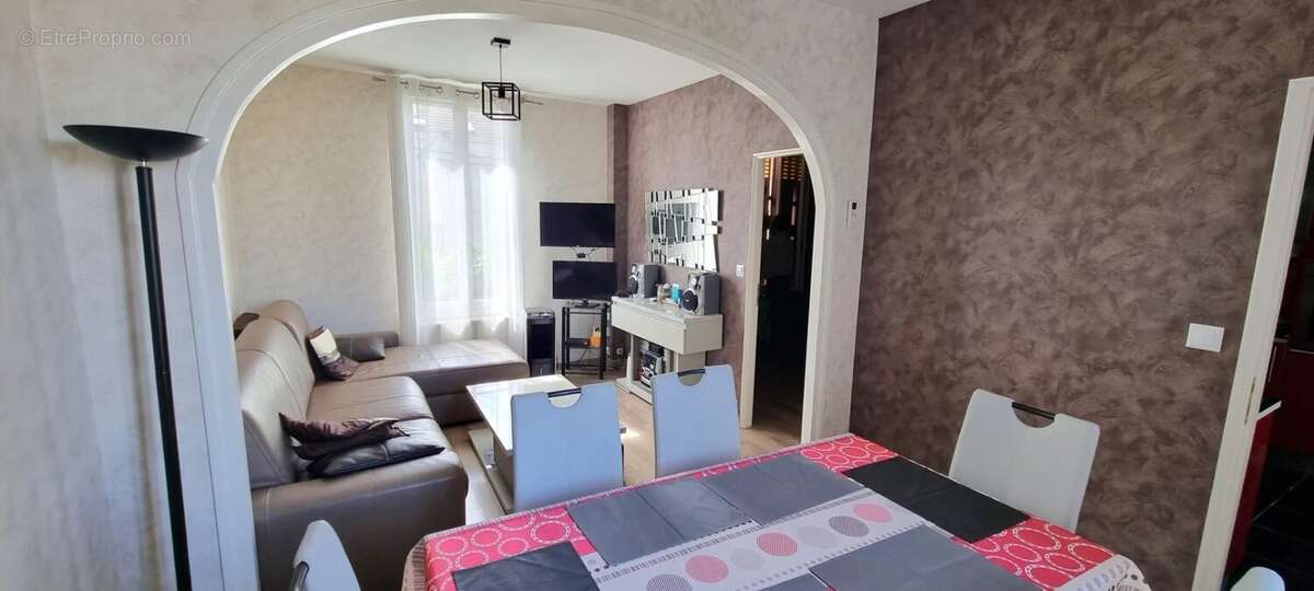 Maison à GARGES-LES-GONESSE