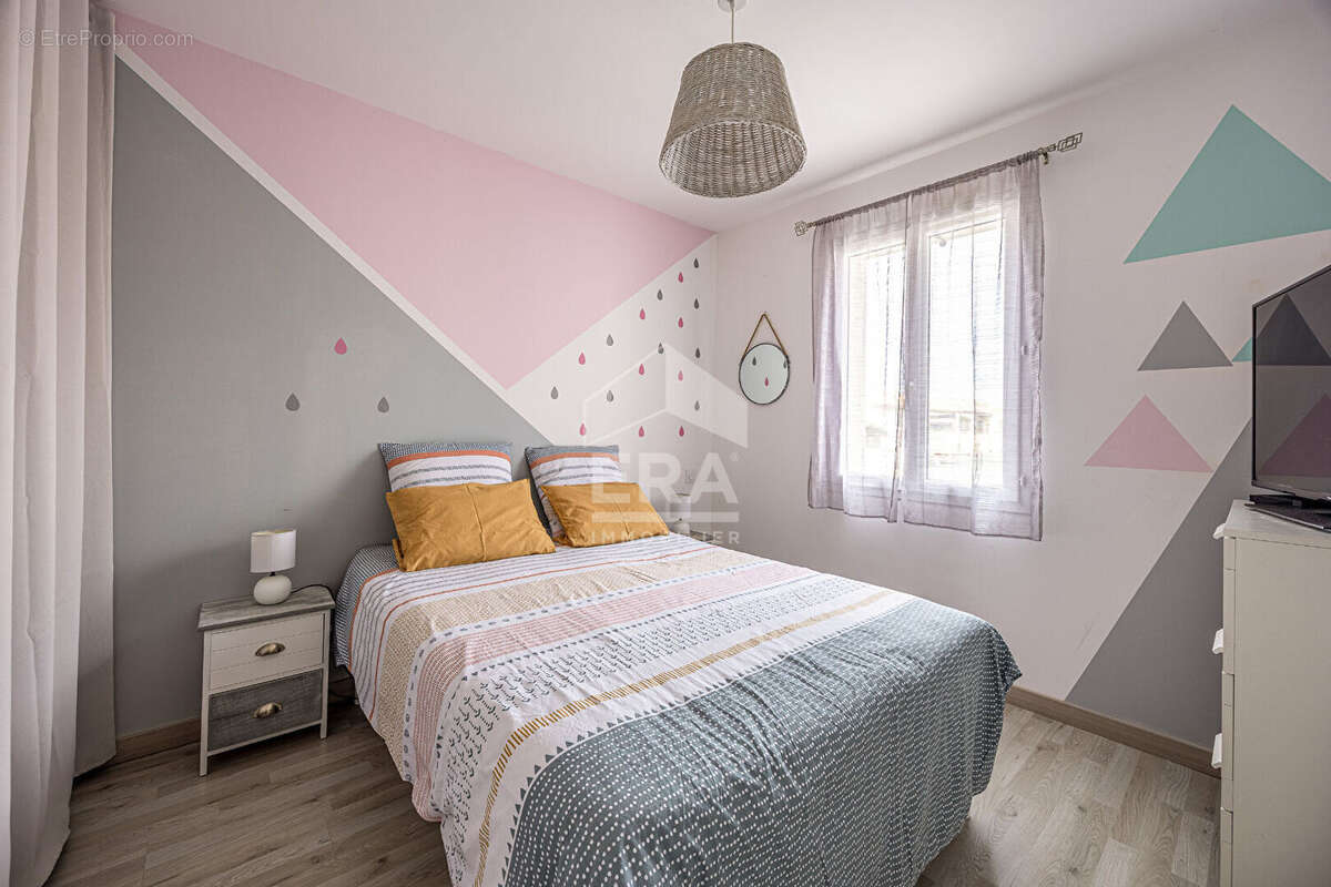 Maison à SAINT-JEAN-DE-LIVERSAY