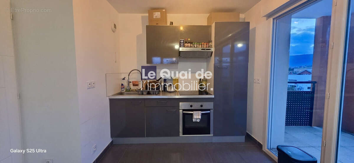 Appartement à CRANVES-SALES