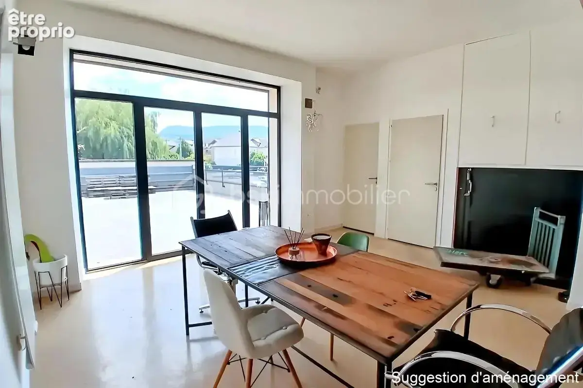 Magnifique LOFT T4 de 173m² avec terrasse et sous sol 200m² ! - photo 2