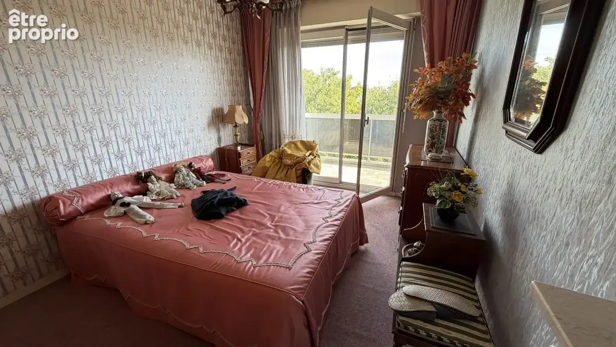 Appartement 4 pièces 85 m² à vendre à Le Bourget (93350) - photo 4