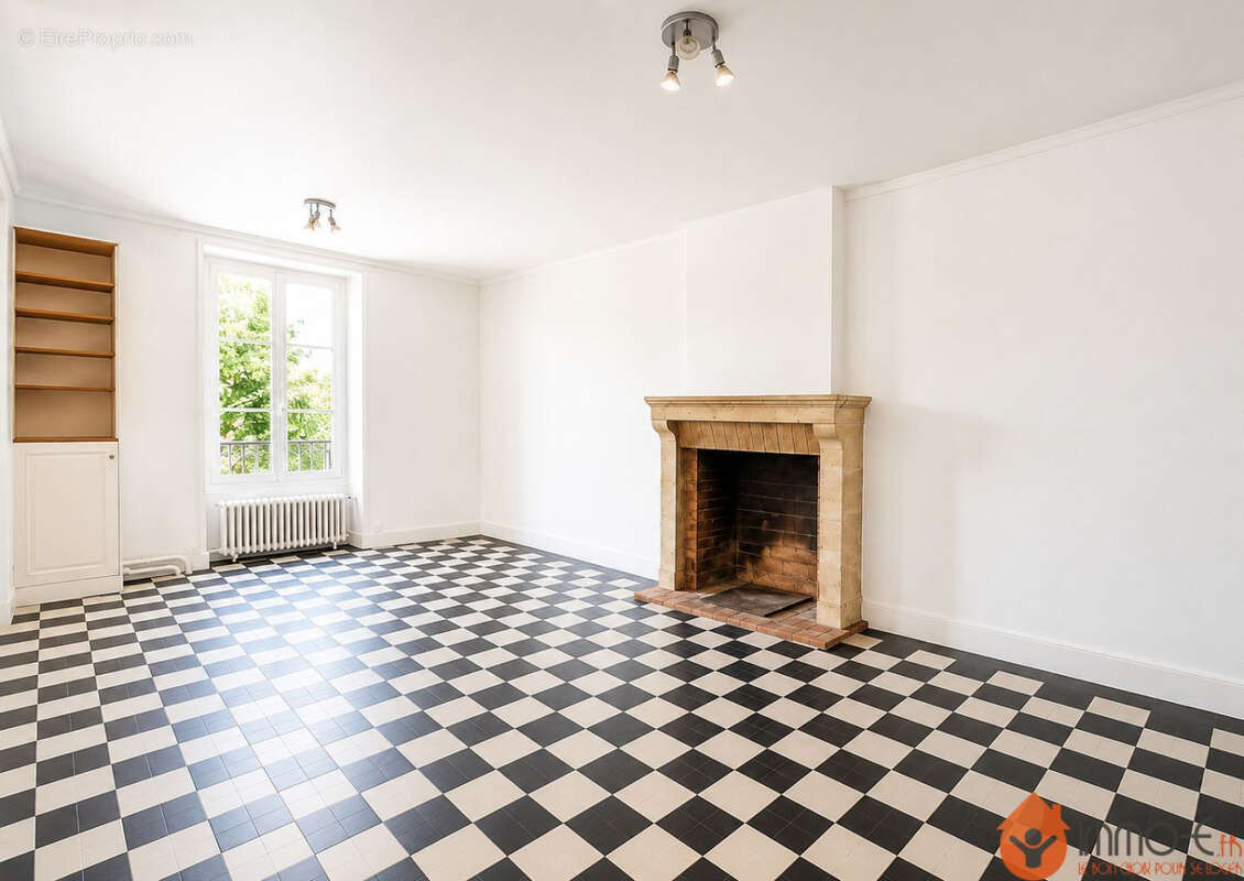 Maison 125 m² à Saint-Maur-Des-Fosses  - photo 5