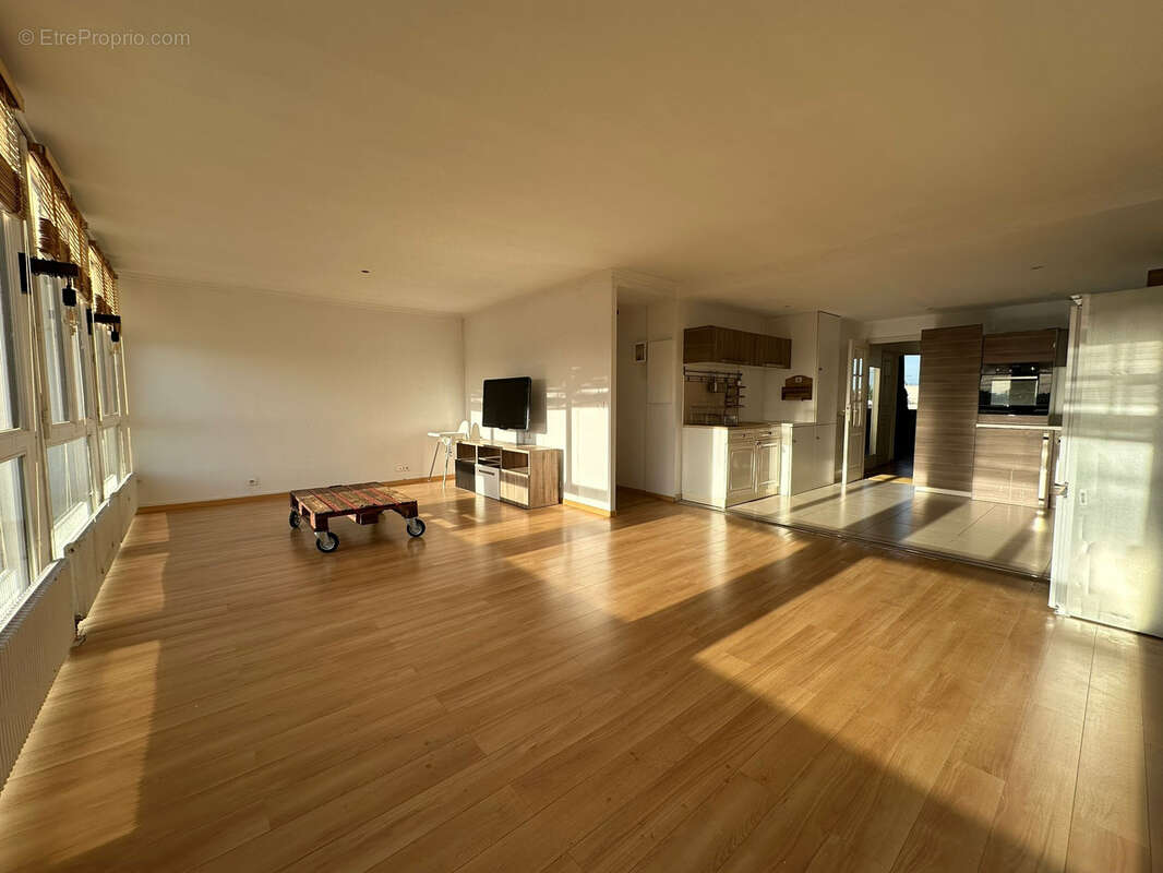 Appartement à SAINT-MAUR-DES-FOSSES