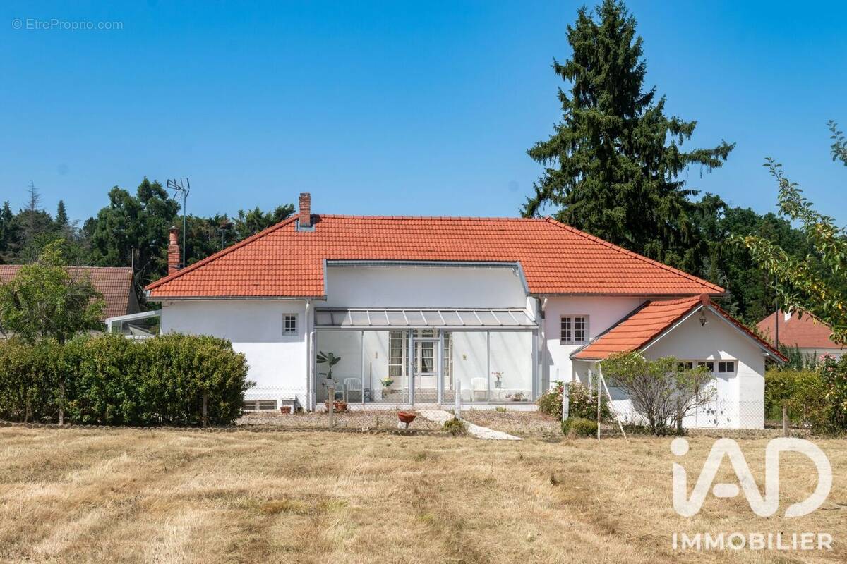 Photo 1 - Maison à BELLERIVE-SUR-ALLIER