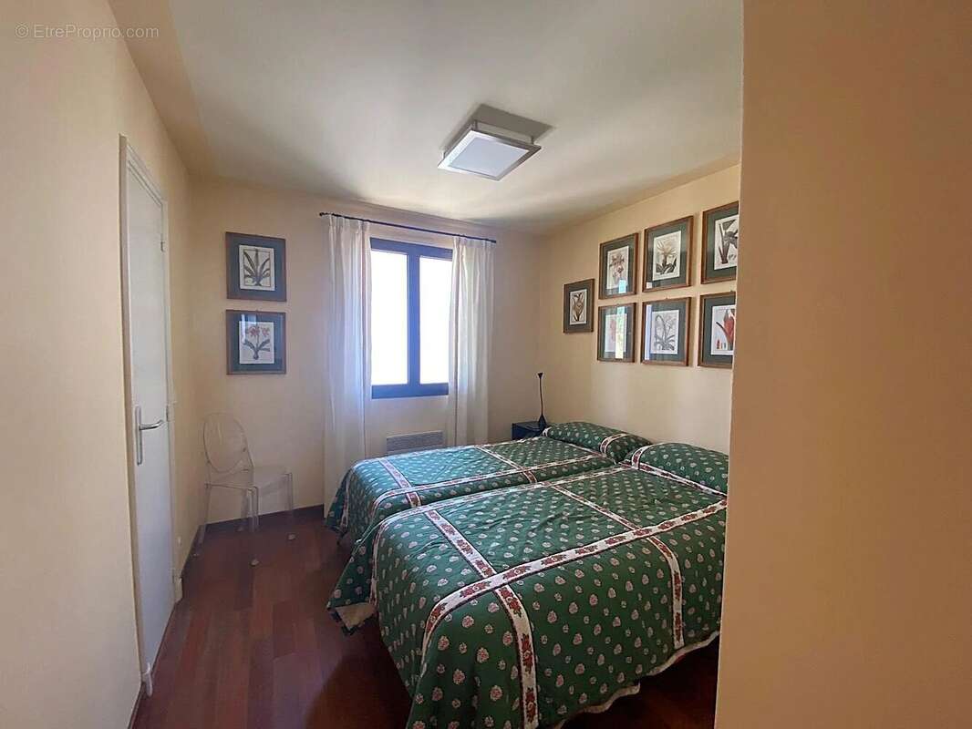 Appartement à VILLENEUVE-LOUBET