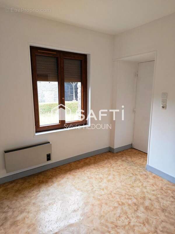 Maison 100 m² à Villepail  - photo 8