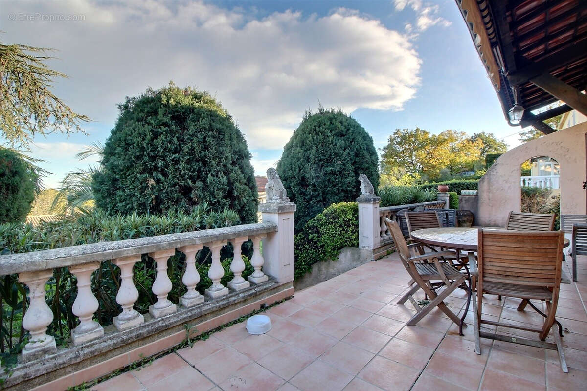 Maison à TRANS-EN-PROVENCE