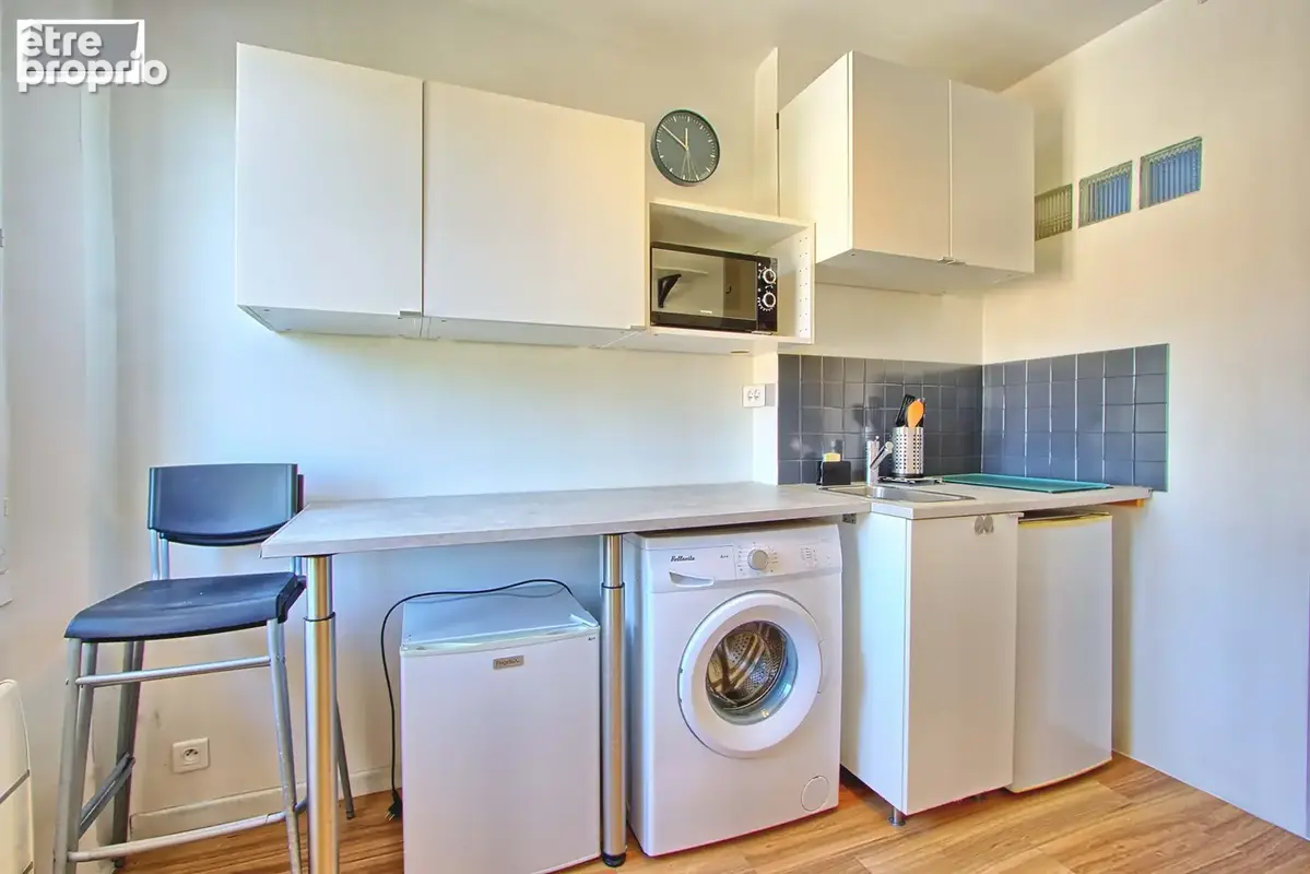 TOULON, Centre-Ville, studio de 15.5m2 en parfait état et idéalement placé - photo 2