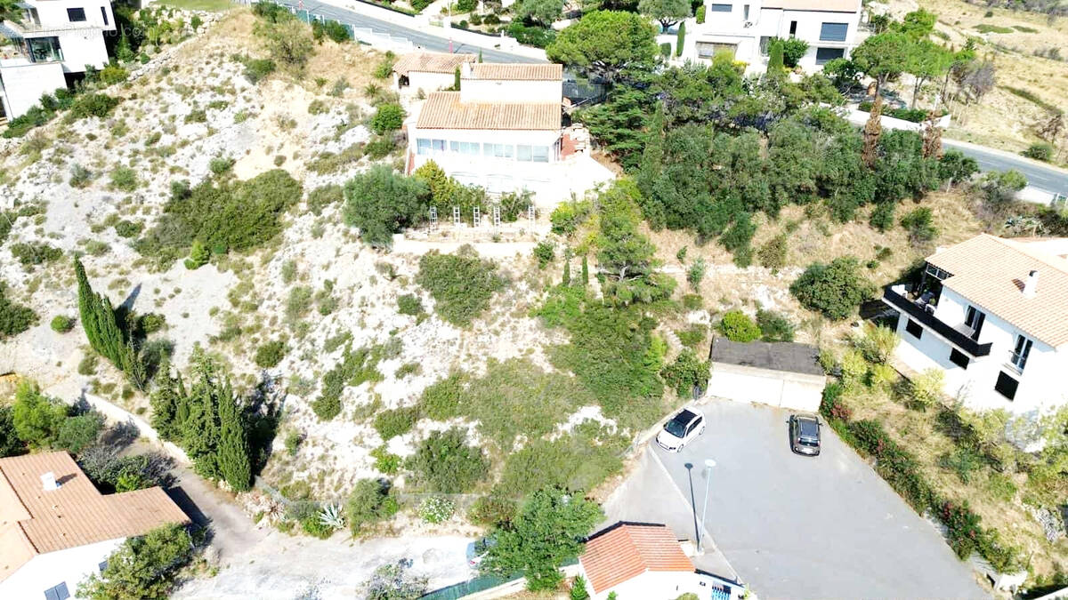 Terrain à NARBONNE