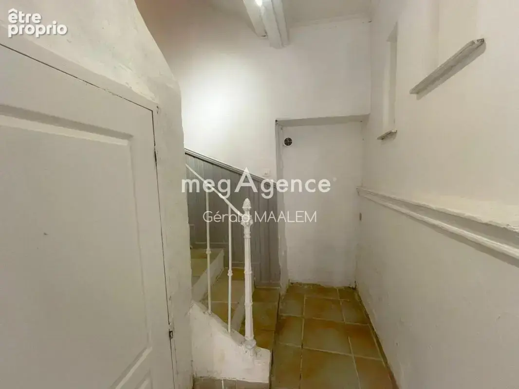 Appartement de 17m² à rafraichir à Roquebrune-sur-Argens - photo 7