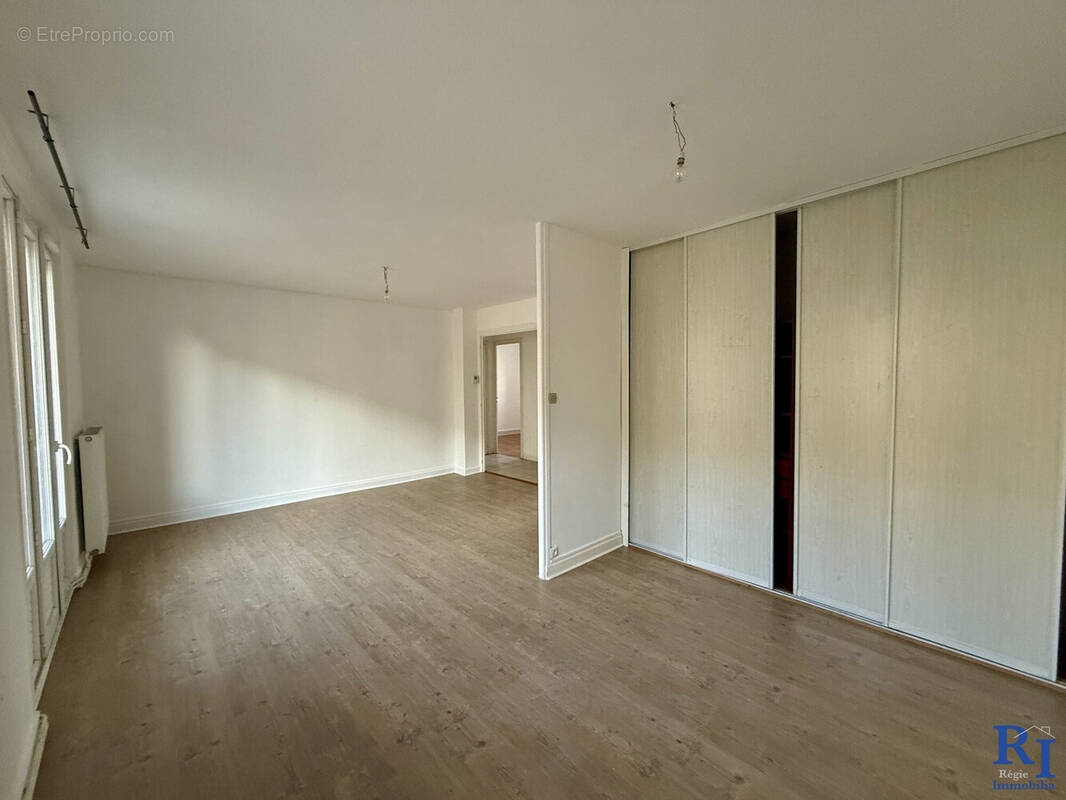 Séjour Double - Appartement à GRENOBLE