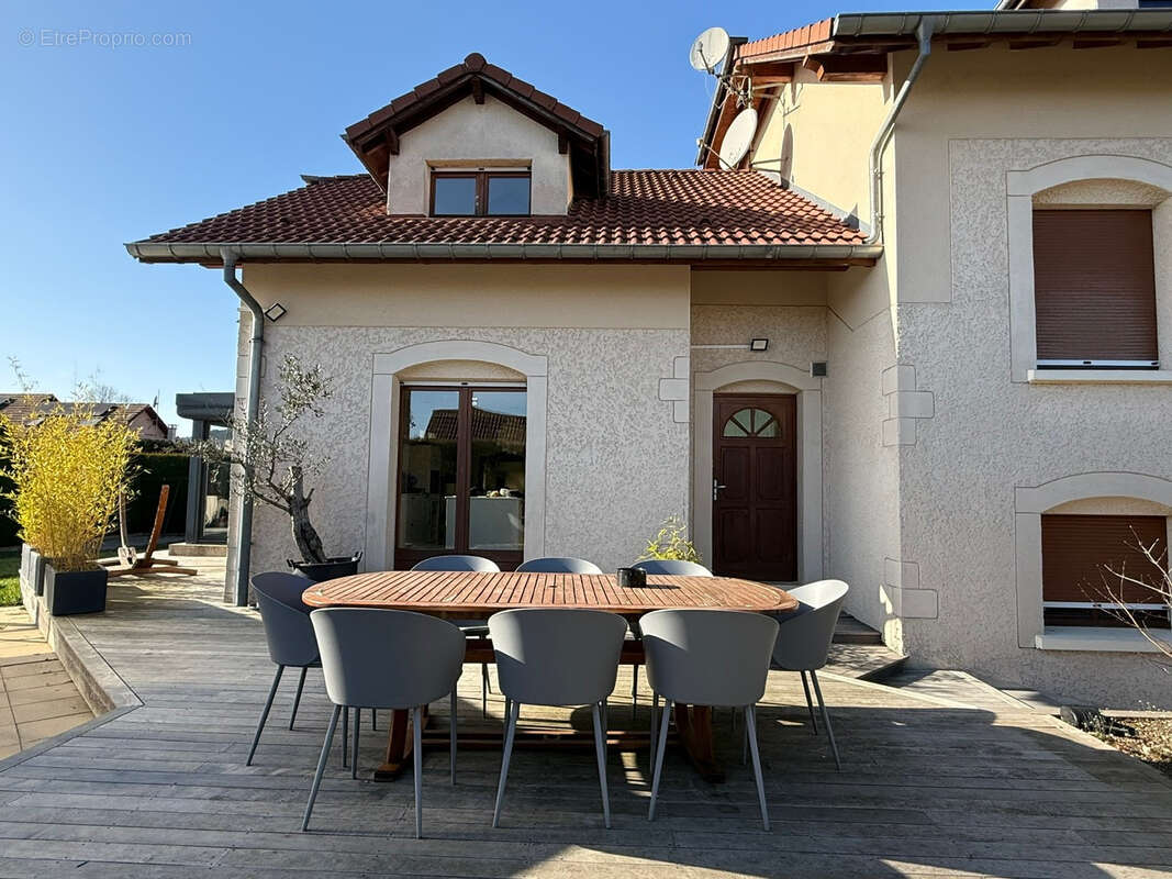 Maison à SAINT-ETIENNE-LES-REMIREMONT