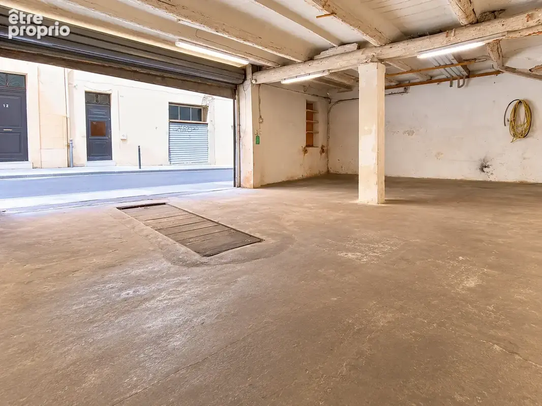 Parking à MARSEILLE-7E