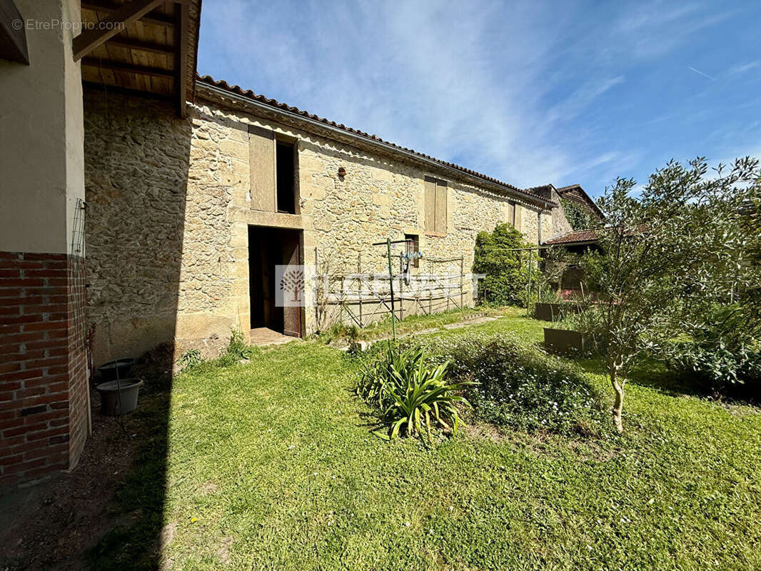 Maison à PREIGNAC