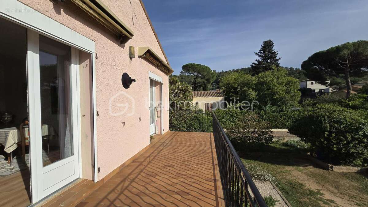 Maison à BAGNOLS-SUR-CEZE