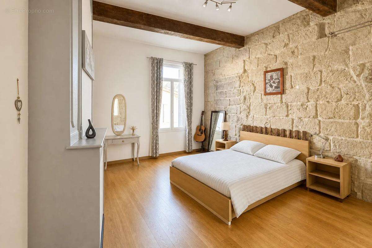 Appartement à LOUPIAN