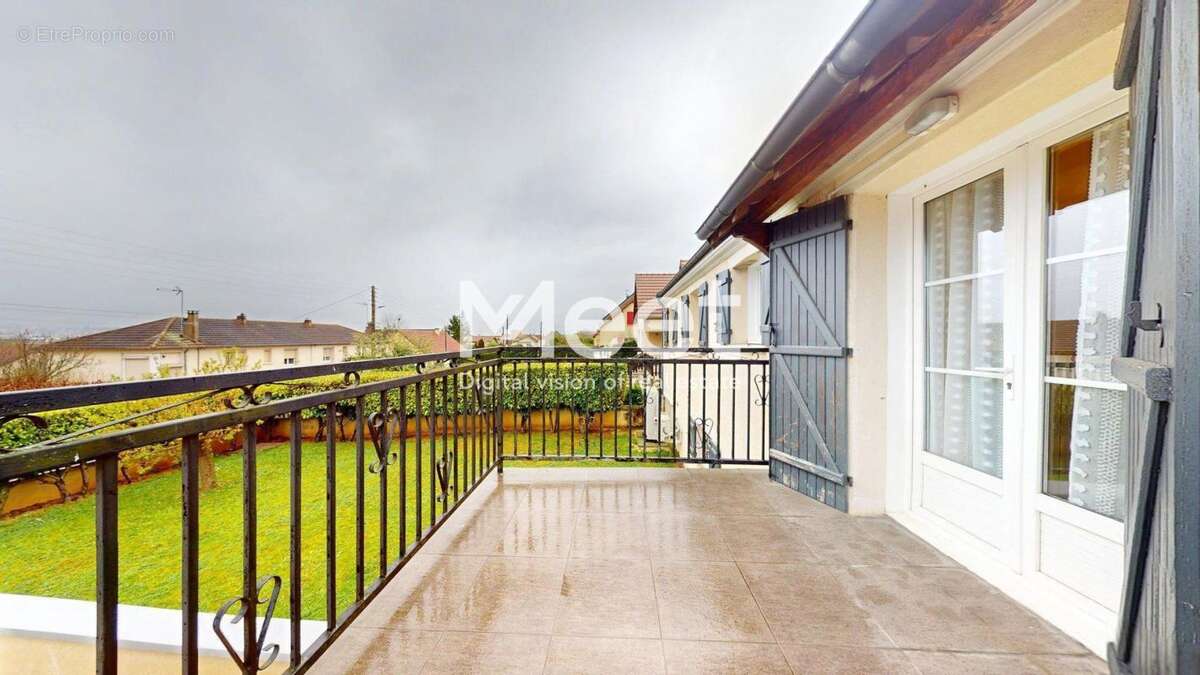 Maison à AUXERRE