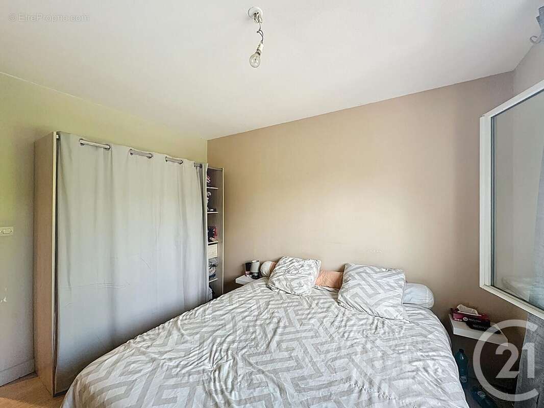 Maison à YVOY-LE-MARRON