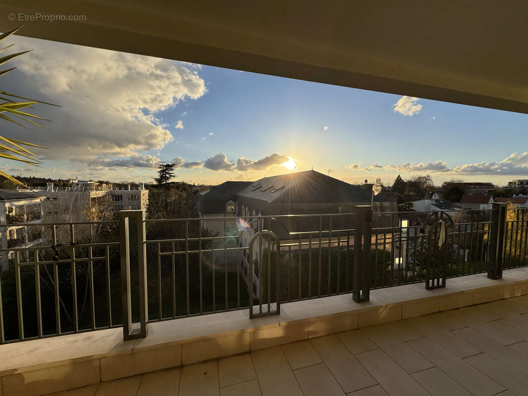 Appartement à SAINT-MAUR-DES-FOSSES