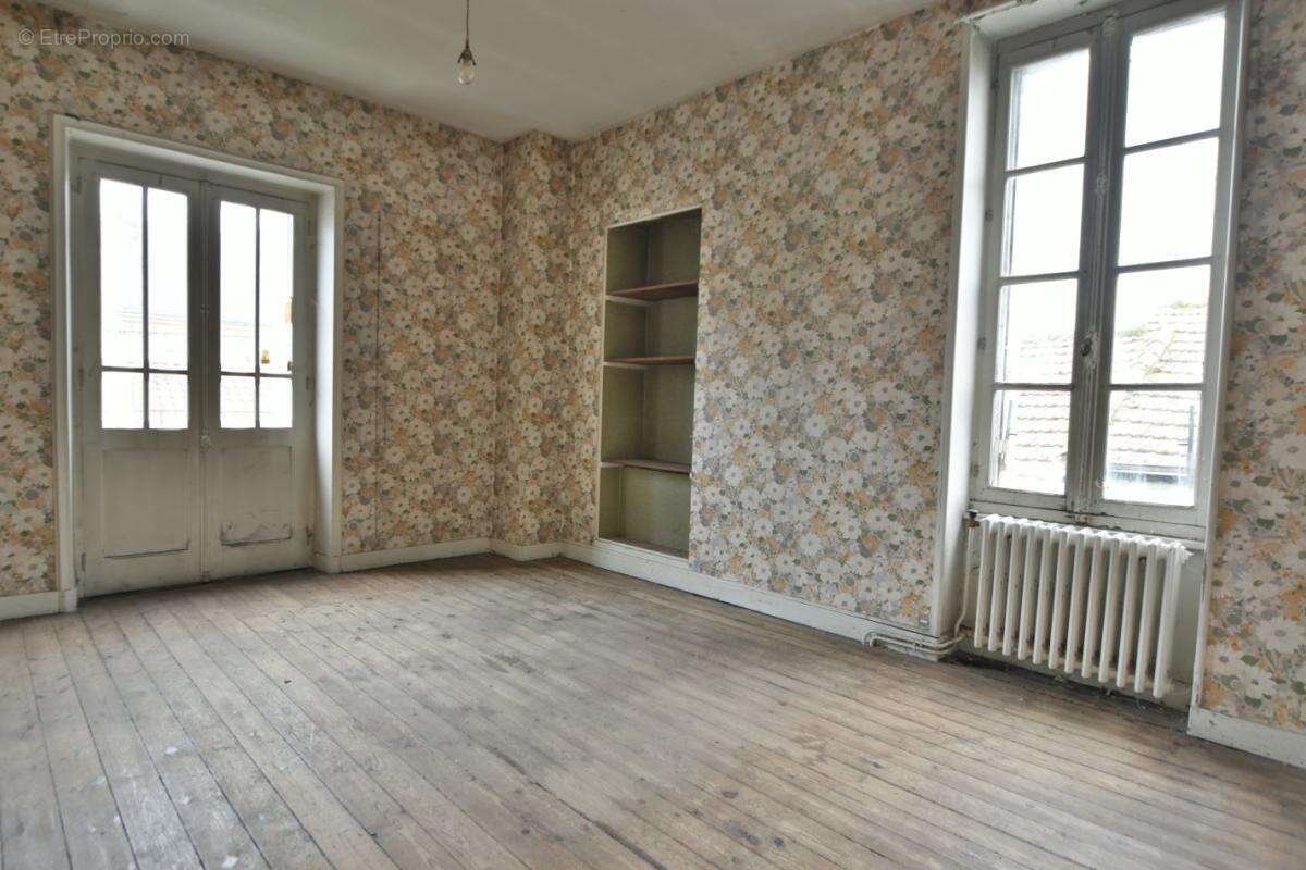 Maison 140 m² à Cholet  - photo 2