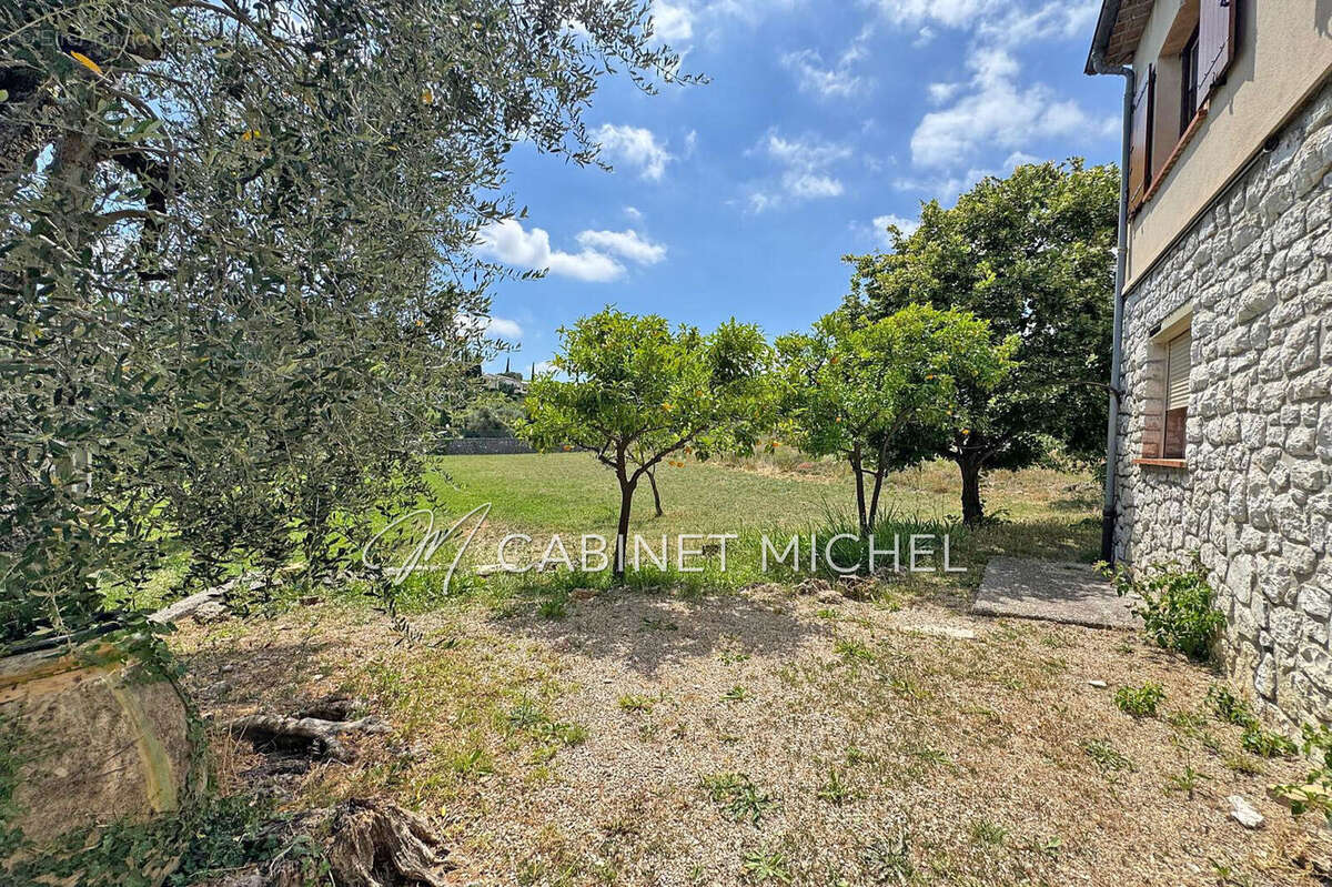 Maison 5 pièces 120 m² à vendre à Le Rouret (06650) - photo 3