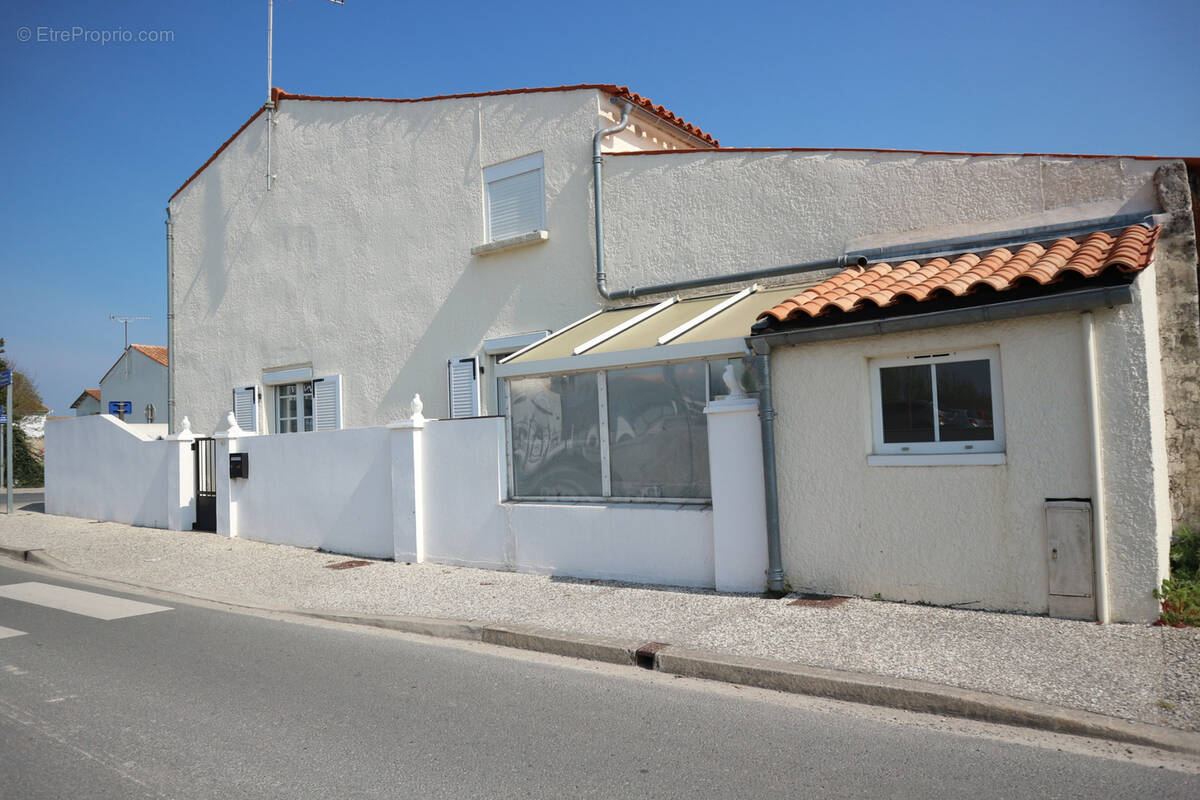 Maison à LA JARRIE