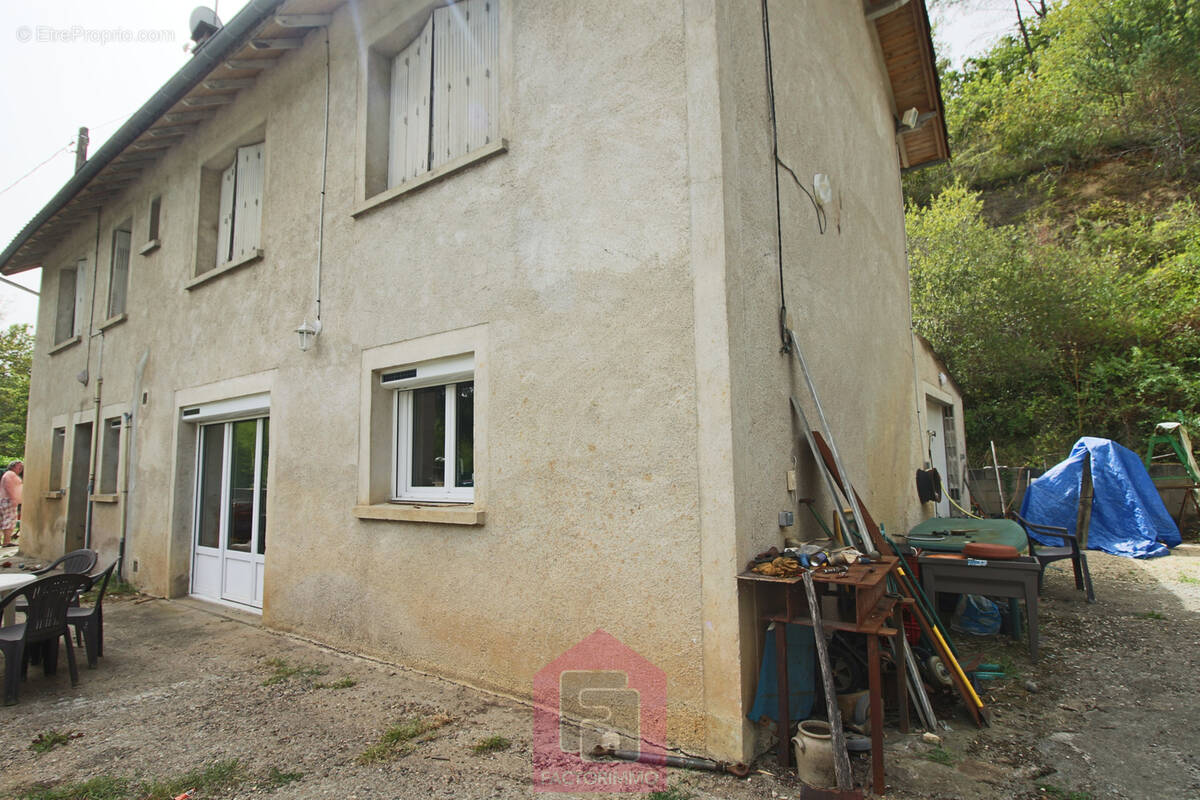 Maison à PUY-L'EVEQUE