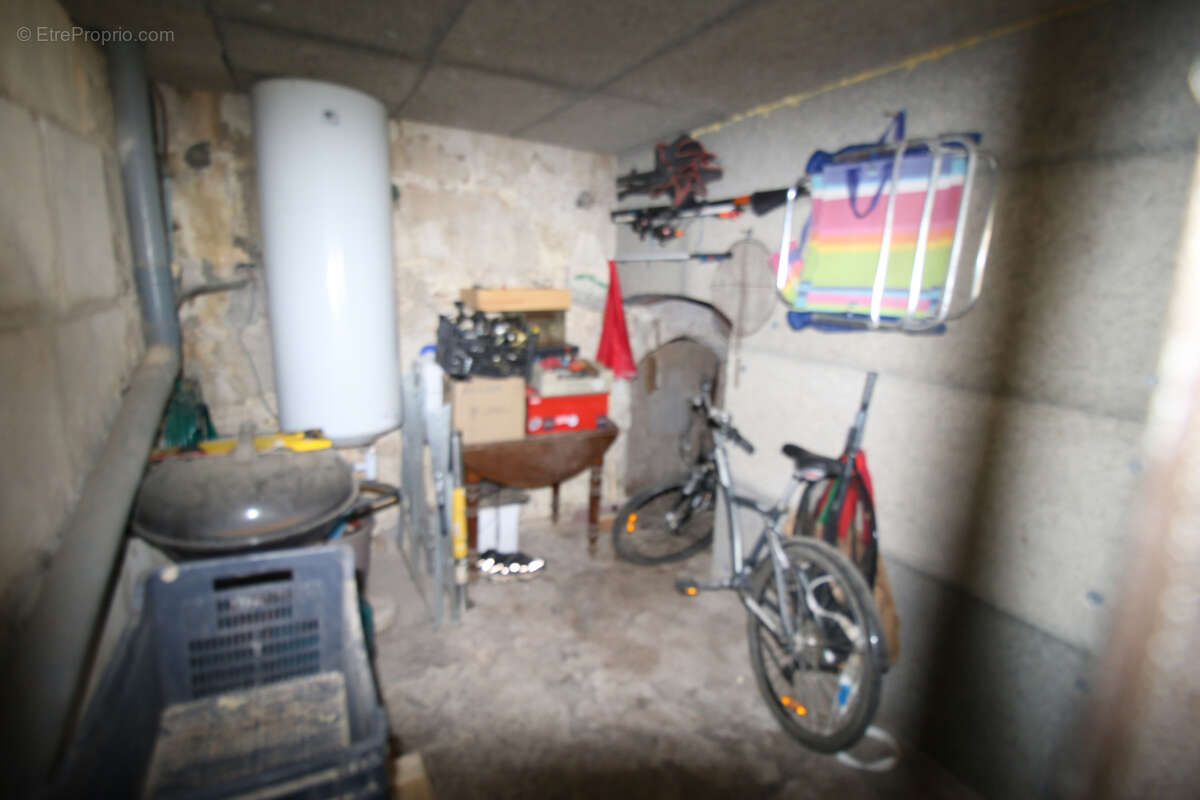 Maison à FONTVIEILLE