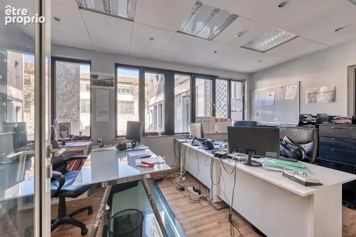 Commerce 139 m² à vendre à Montreuil (93100) - photo 5