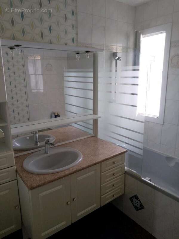 Appartement 70 m² à Larmor-Plage  - photo 3