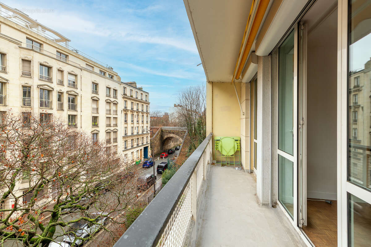 Appartement à PARIS-12E