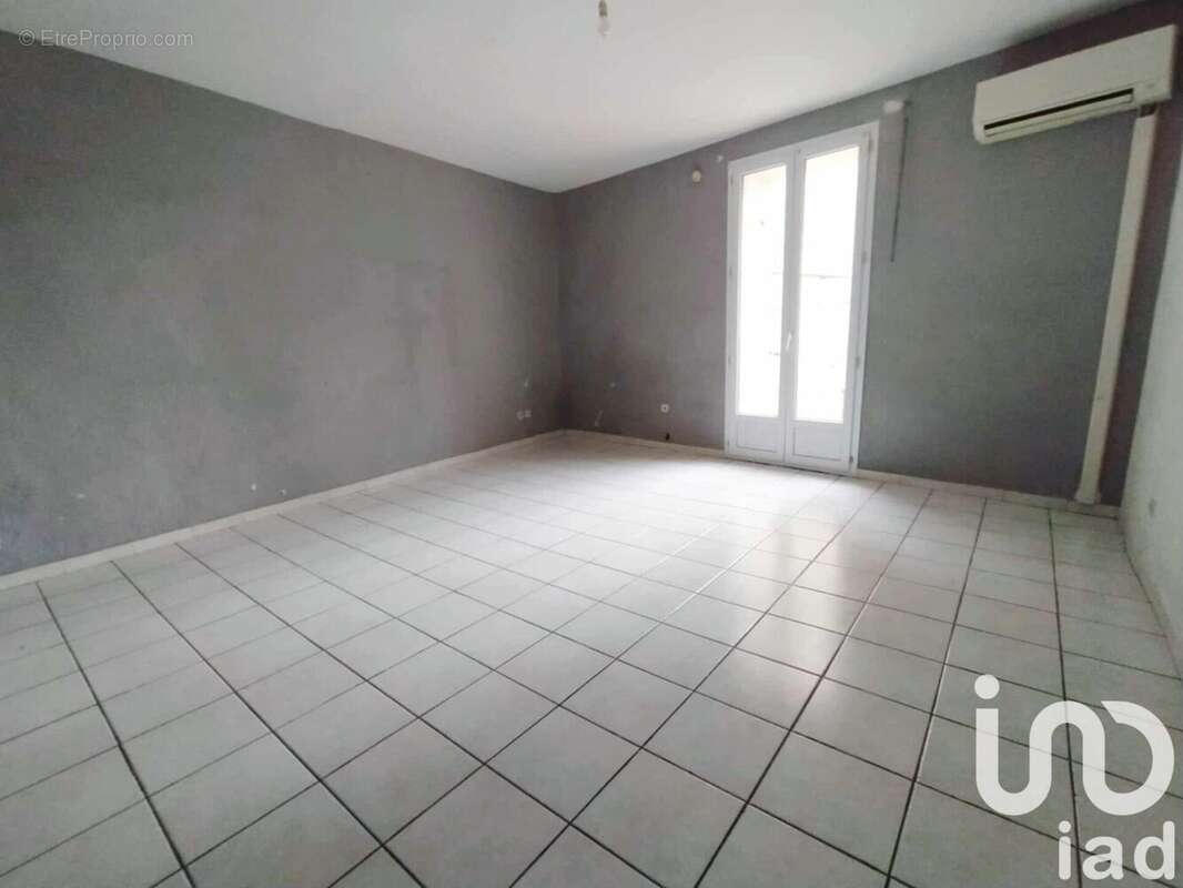 Photo 8 - Maison à POUZOLLES