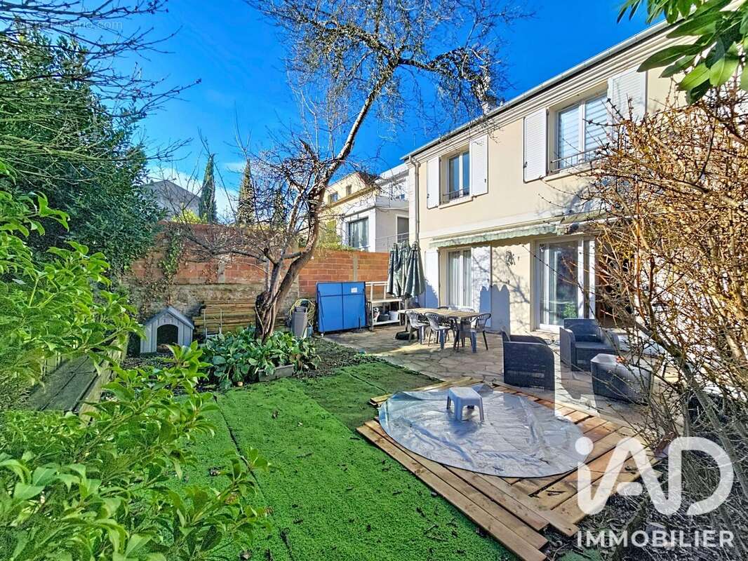 Maison 205 m² à Suresnes  - photo 5