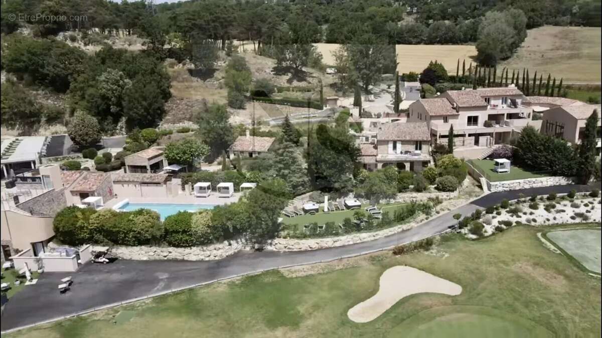 Maison à AIX-EN-PROVENCE