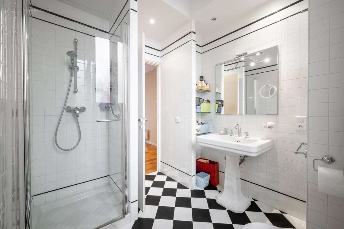 Appartement à BEAUSOLEIL