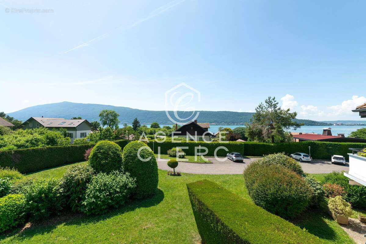 Appartement à VEYRIER-DU-LAC