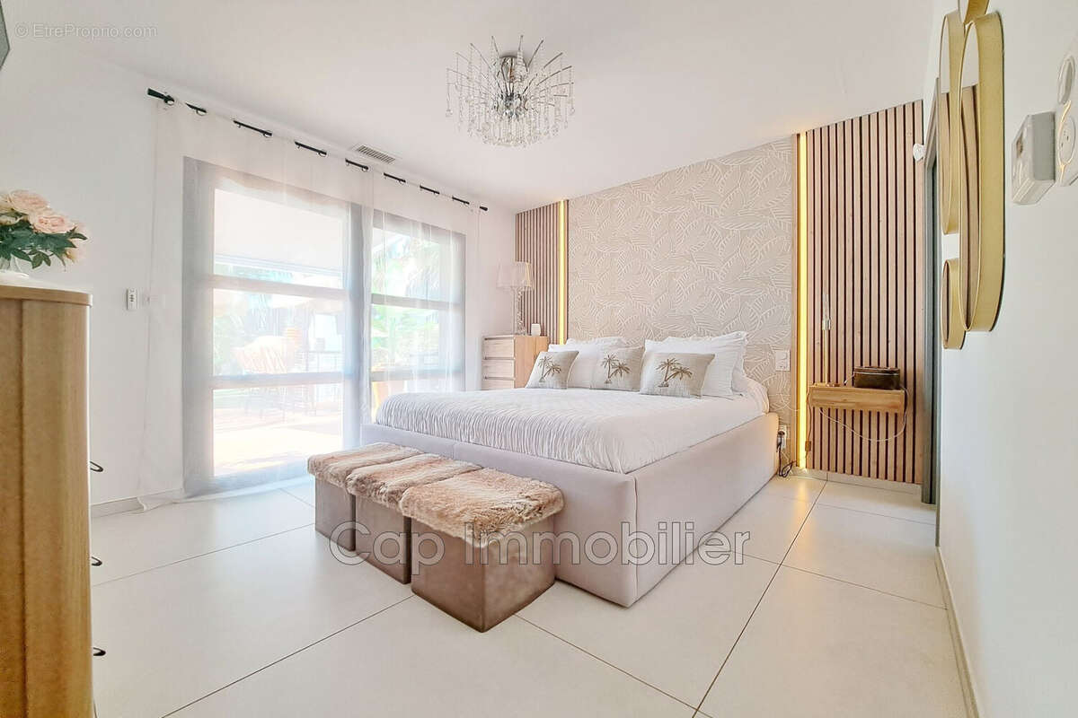 Maison 126 m² à Agde  - photo 5