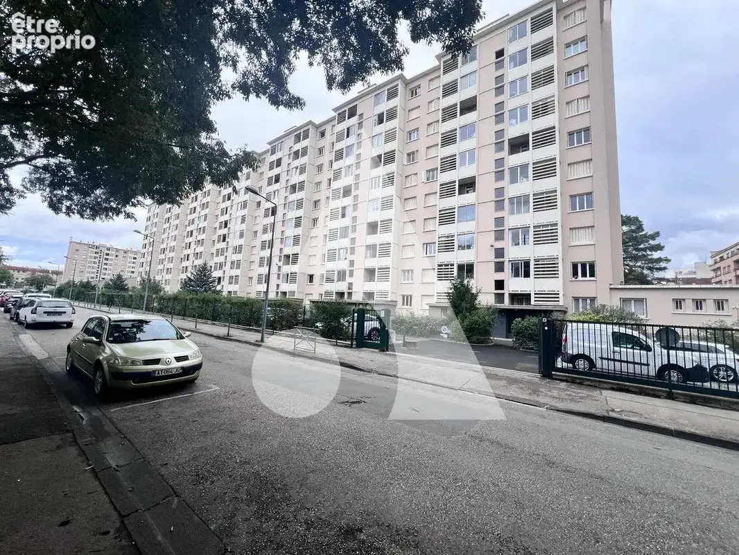 Appartement à VILLEURBANNE